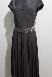 Gil Santucci sukienka czarn plisowana 